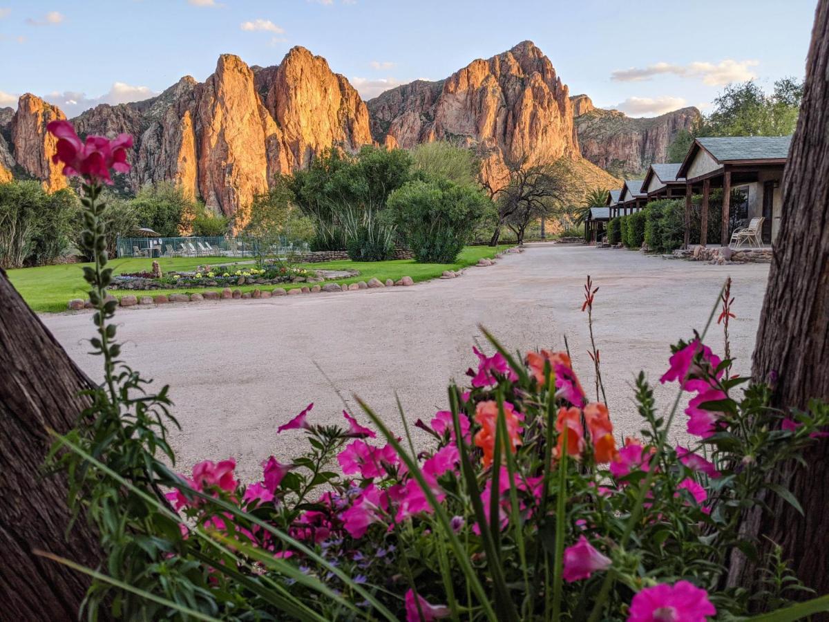 Saguaro Lake Ranch Фаунтин Хилс Екстериор снимка